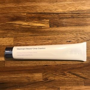 Firming Chest & Neck Crème